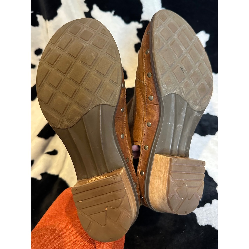 Chaco Cataluna Clog Tan Leather Slingback Studded Block Heel Boots Womens Size 8 - Picture 8 of 9